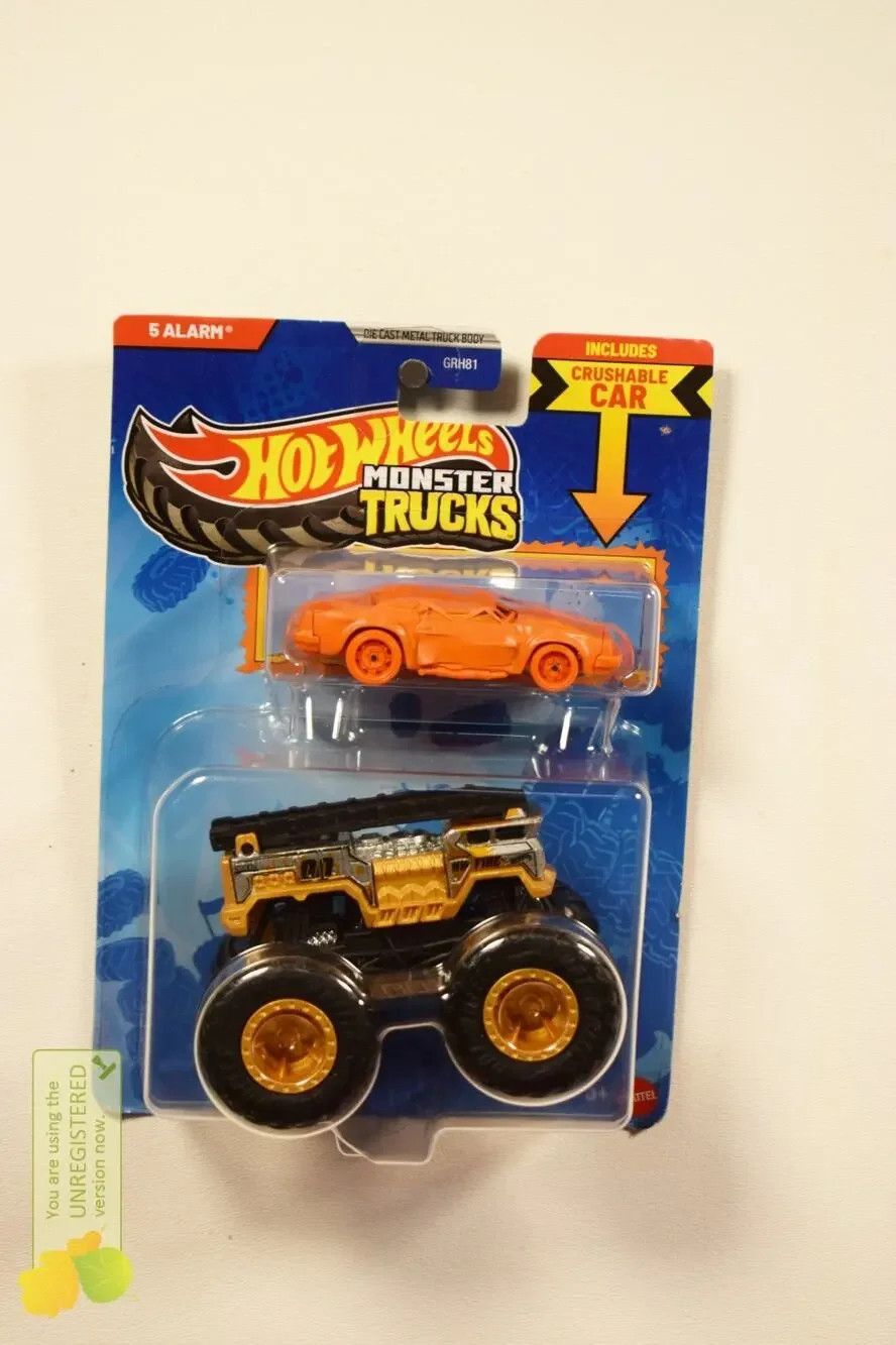 Hot Wheels Monster Truck 5 Alarm and Crushed Coupe Speed Bump 1/64 Scale
